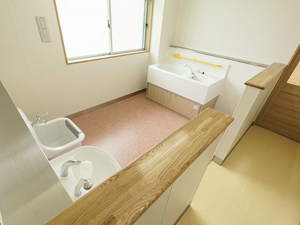 誠心こども園　沐浴室