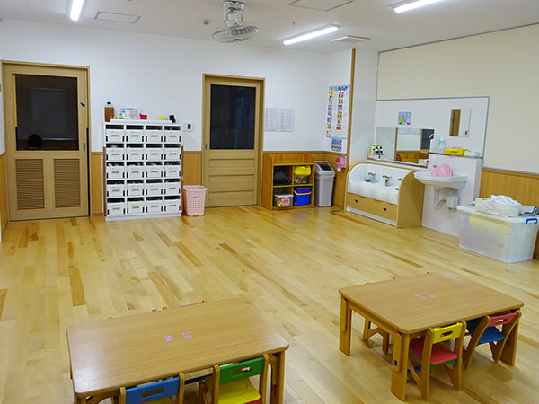 誠心こども園　２歳児　ちゅうりっぷ組　保育室