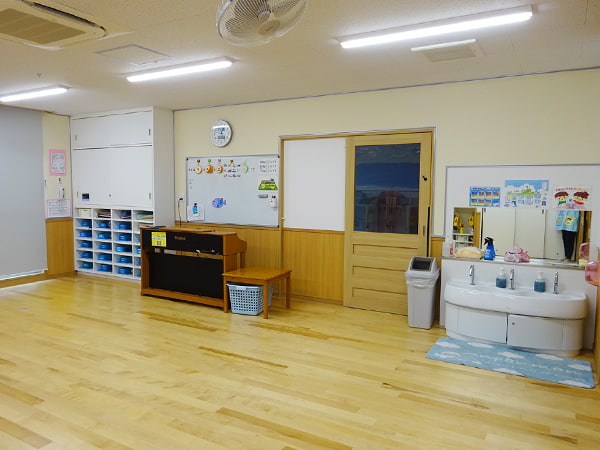 誠心こども園　３歳児　兎組　保育室