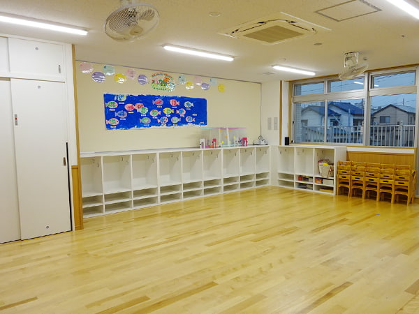 誠心こども園　３歳児　兎組　保育室